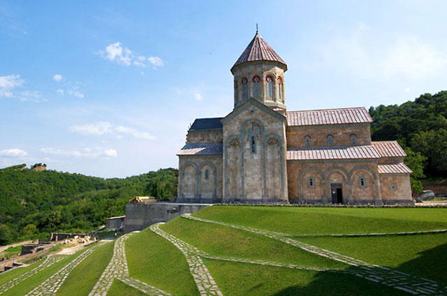 Bodbe monastery, day trip to Kakheti