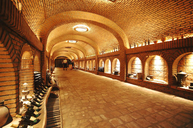 The wine cellar "Gvirabi"